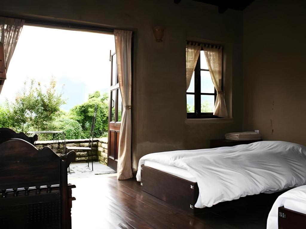 ฮานานอย - อะเพอร์มาคัลเจอร์ รีสอร์ต Hotel โพคารา ภายนอก รูปภาพ