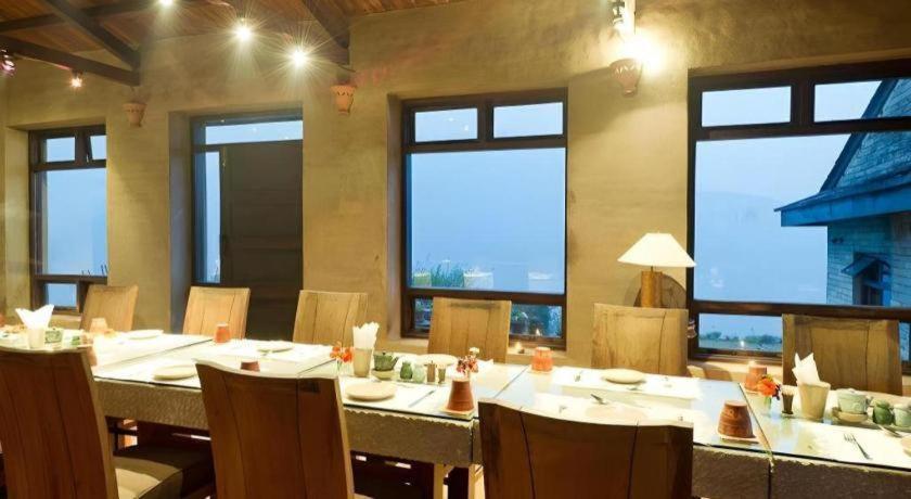 ฮานานอย - อะเพอร์มาคัลเจอร์ รีสอร์ต Hotel โพคารา ภายนอก รูปภาพ