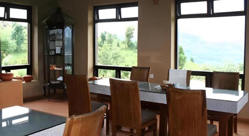 ฮานานอย - อะเพอร์มาคัลเจอร์ รีสอร์ต Hotel โพคารา ภายนอก รูปภาพ