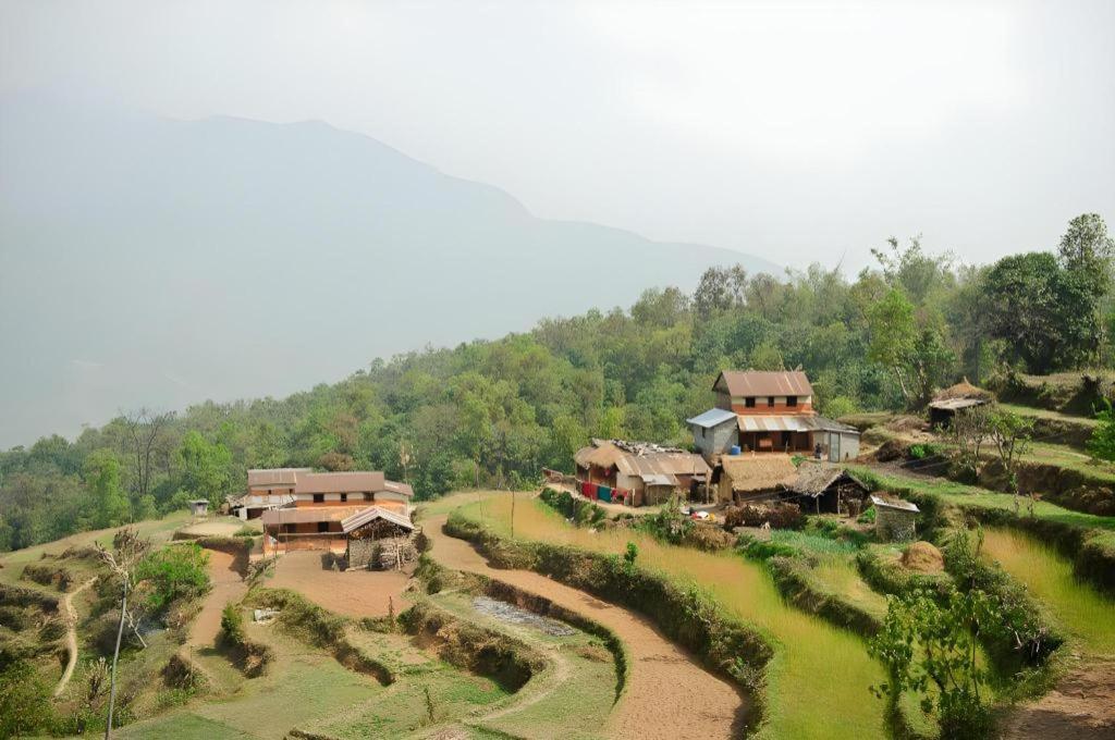 ฮานานอย - อะเพอร์มาคัลเจอร์ รีสอร์ต Hotel โพคารา ภายนอก รูปภาพ